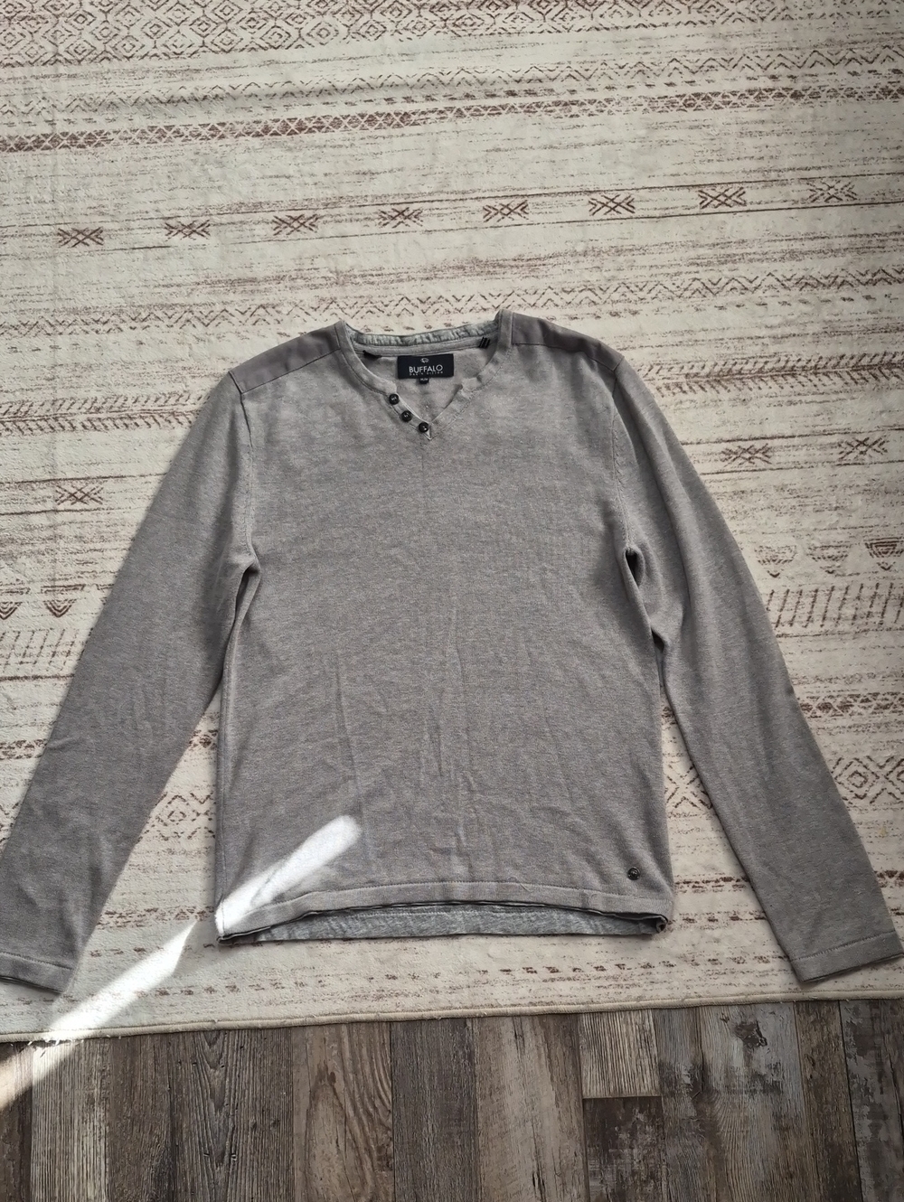 Buffalo David Bitton Light Gray Long-Sleeve Crew Sweater